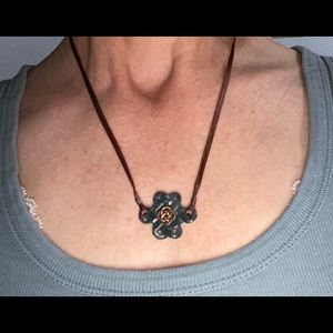 Knot work necklace, green